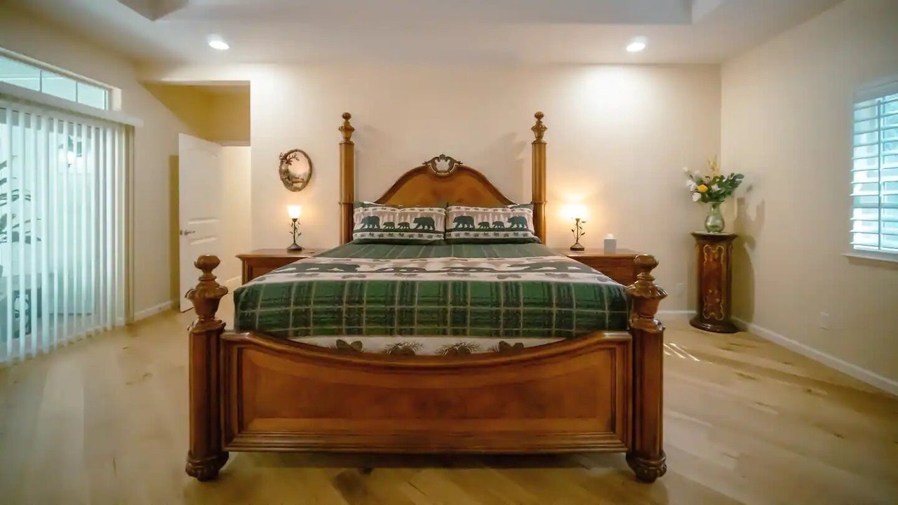 Photo of Bedroom in Oakhurst