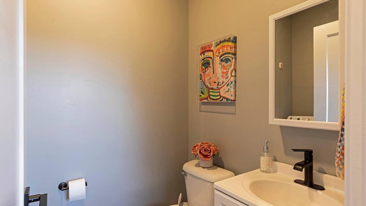 Photo of Bathroom in Franklin to the Fort