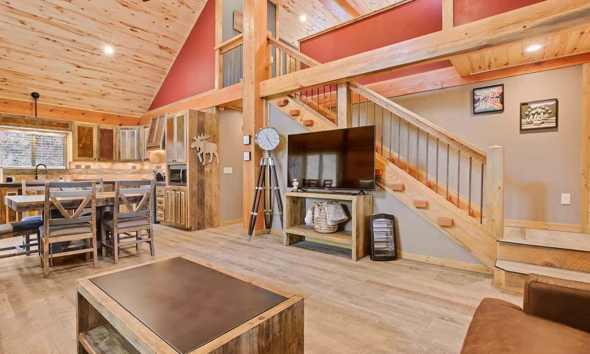 Photo of Livingroom in Garden Valley