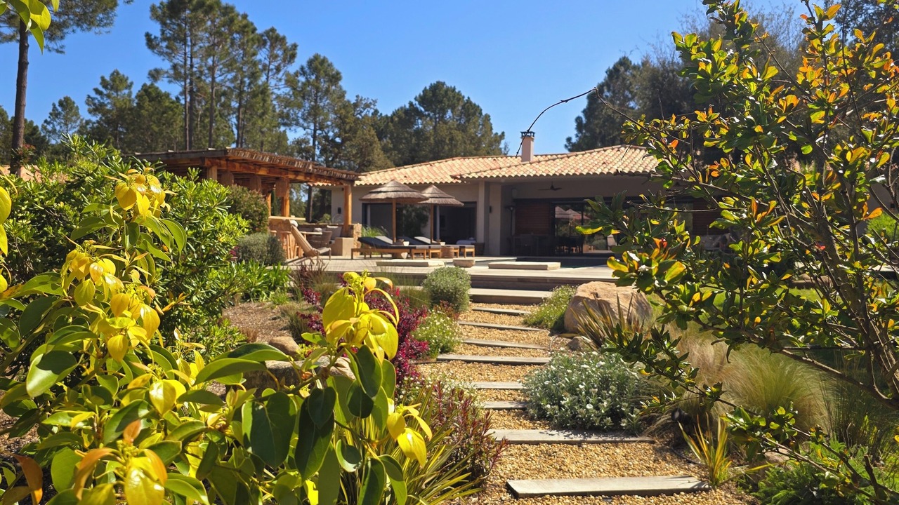 Photo of Outdoor in San-Gavino-di-Carbini