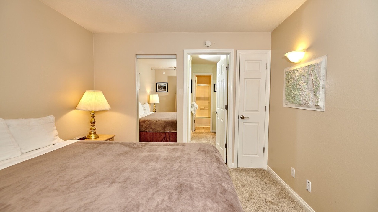 Photo of Bedroom in Mammoth Lakes