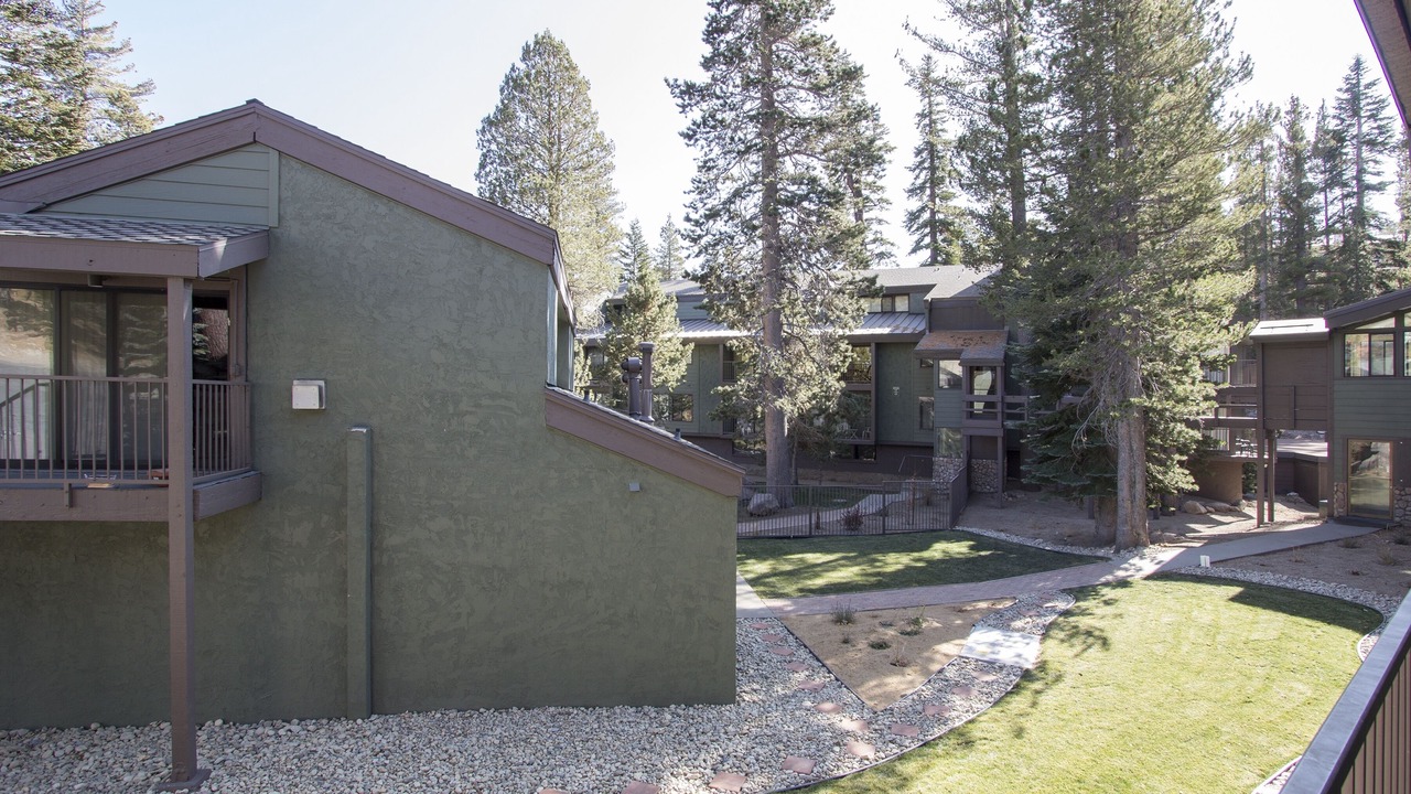 Photo of Outdoor in Mammoth Lakes