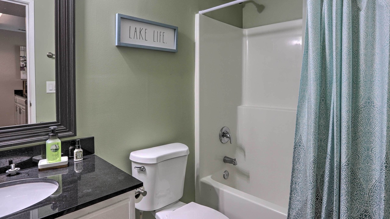 Photo of Bathroom in Put-in-Bay