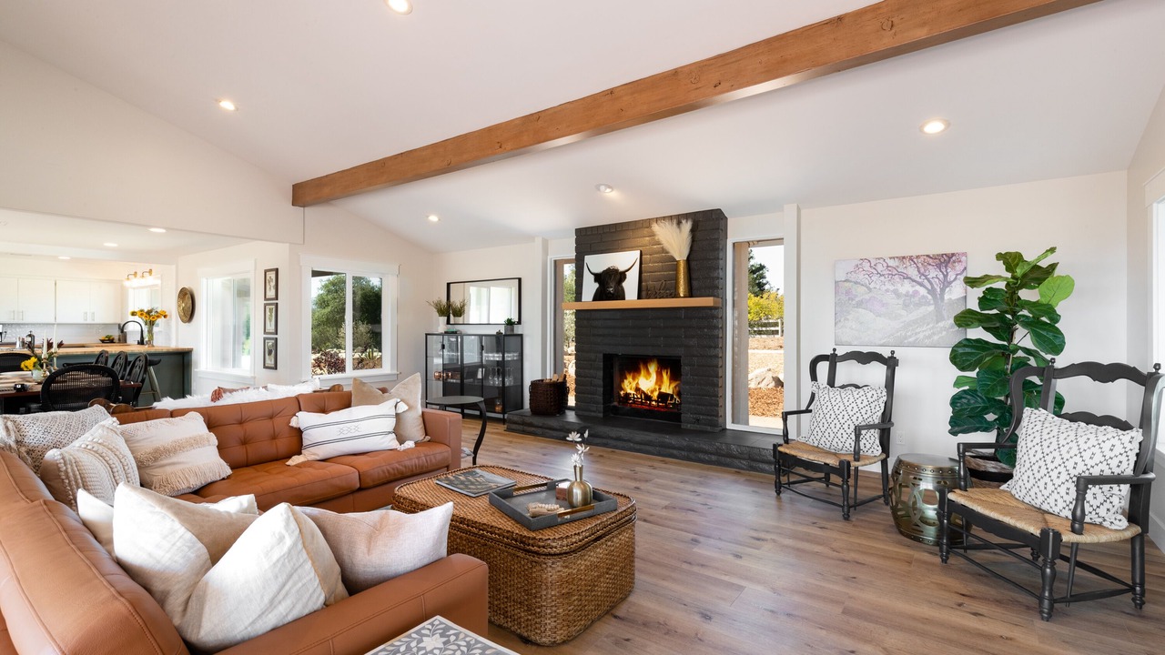 Photo of Livingroom in Ballard