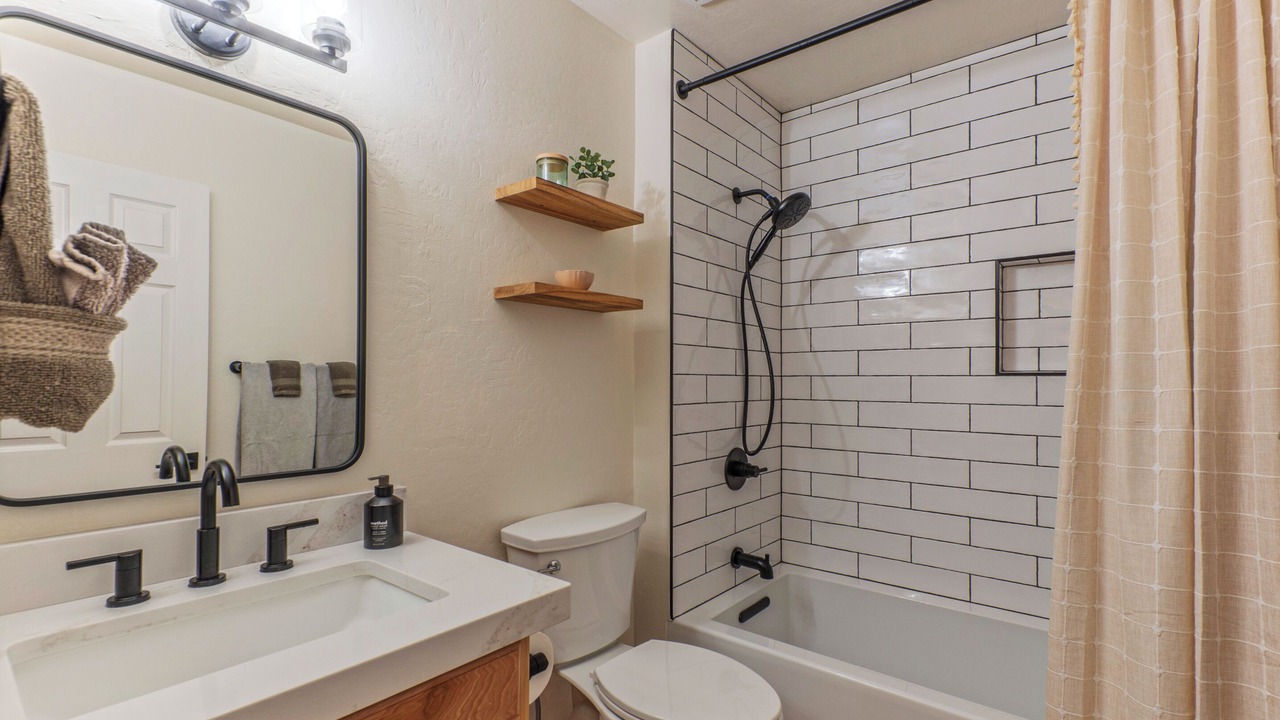 Photo of Bathroom in East Mesa