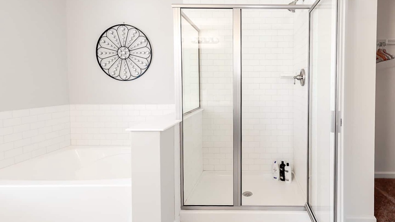 Photo of Bathroom in Mapleton/Fall Creek