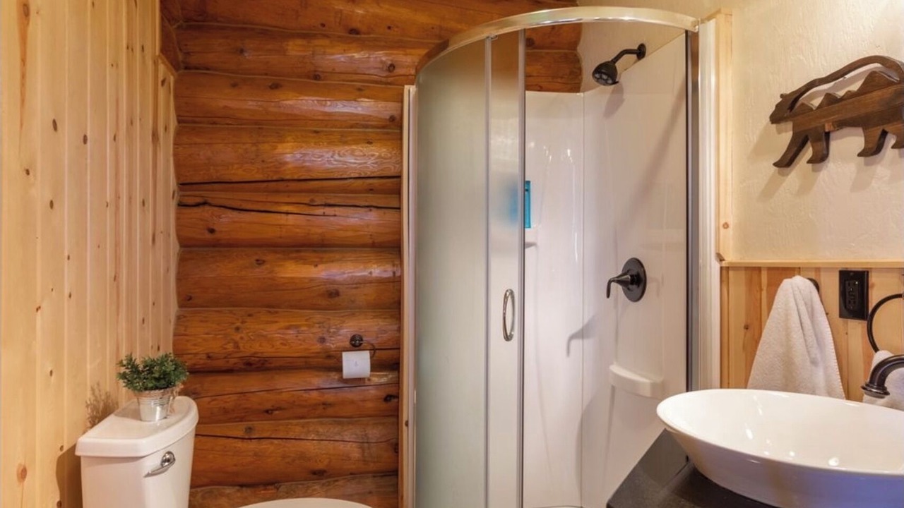 Photo of Bathroom in Ashton