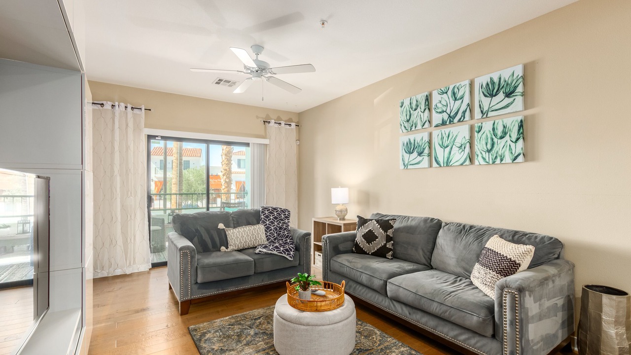 Photo of Livingroom in Ocotillo