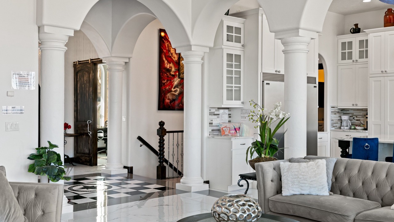 Photo of Livingroom in Hurricane