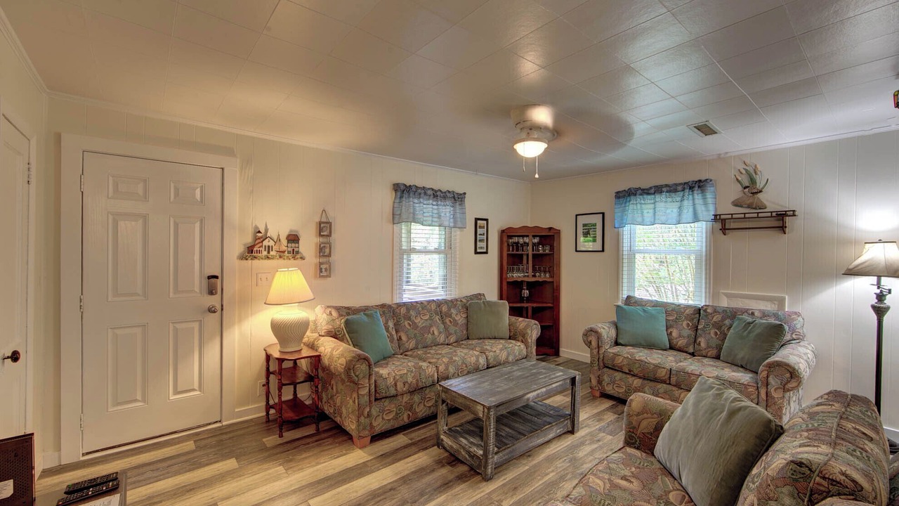 Photo of Livingroom in Ocracoke