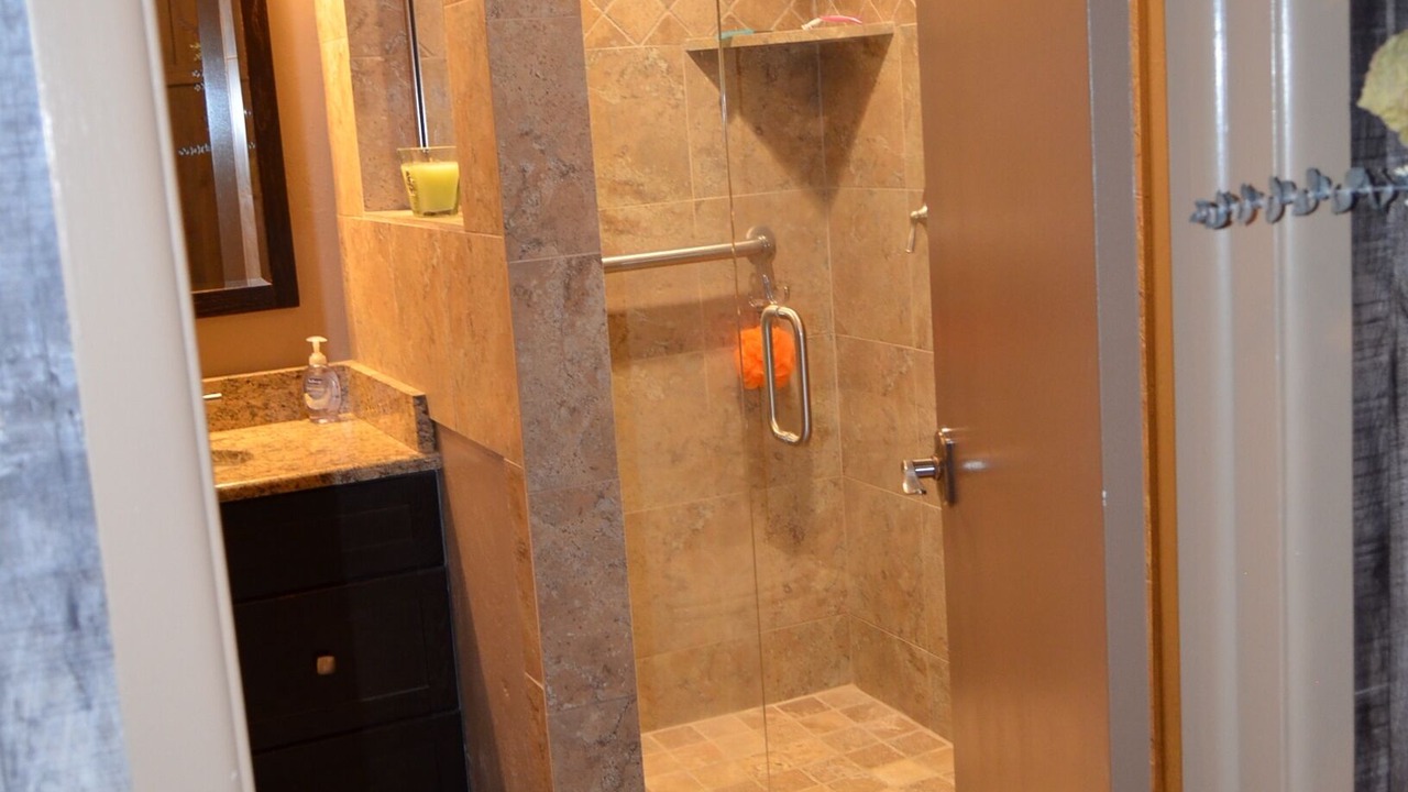 Photo of Bathroom in Circleville