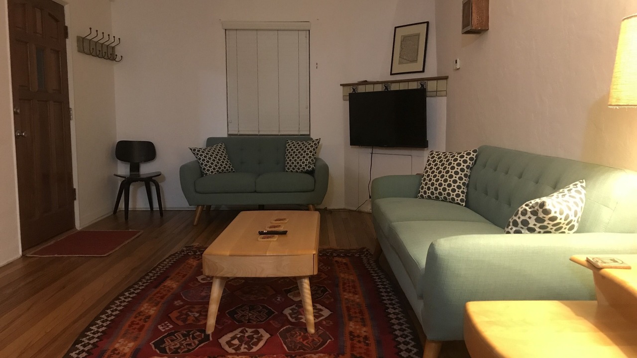 Photo of Livingroom in Blenman-Elm