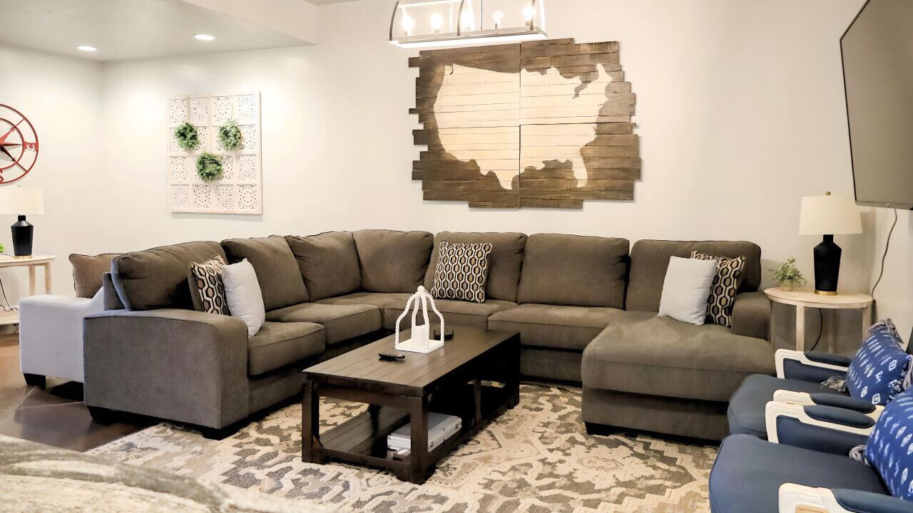 Photo of Livingroom in Hurricane
