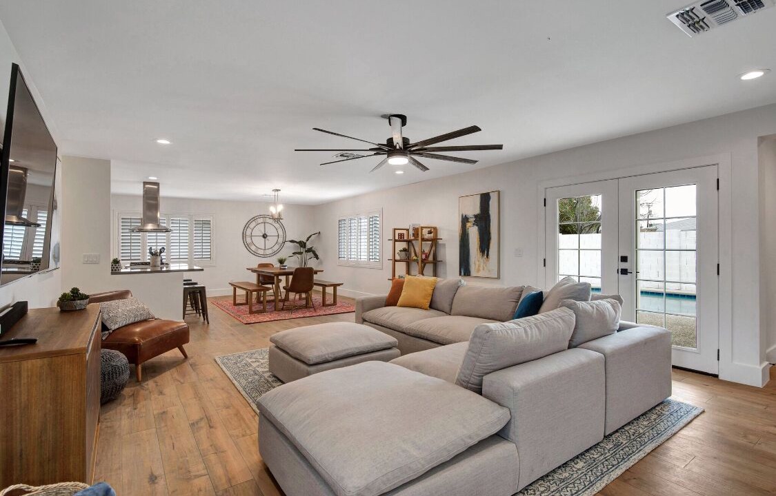 Photo of Livingroom in Pointe Scottsdale