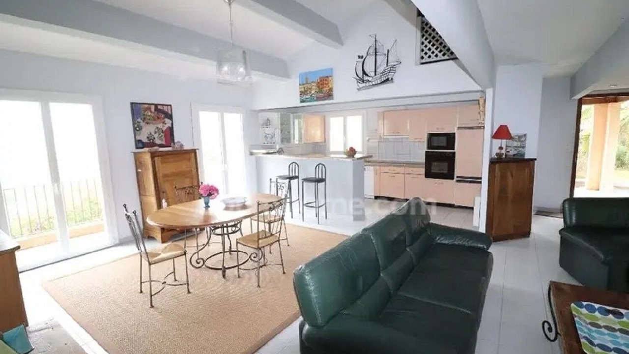 Photo of Livingroom in Oletta