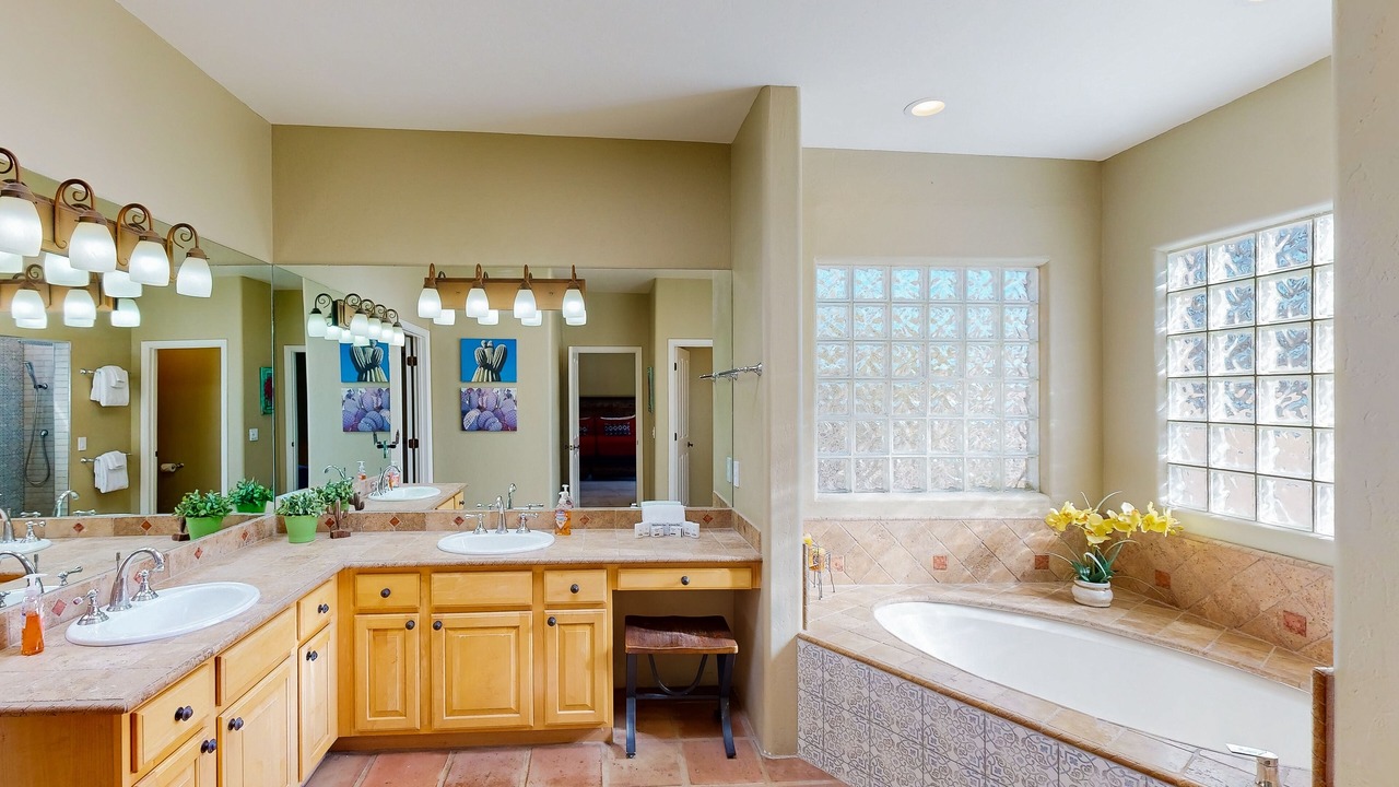 Photo of Bathroom in Tanque Verde
