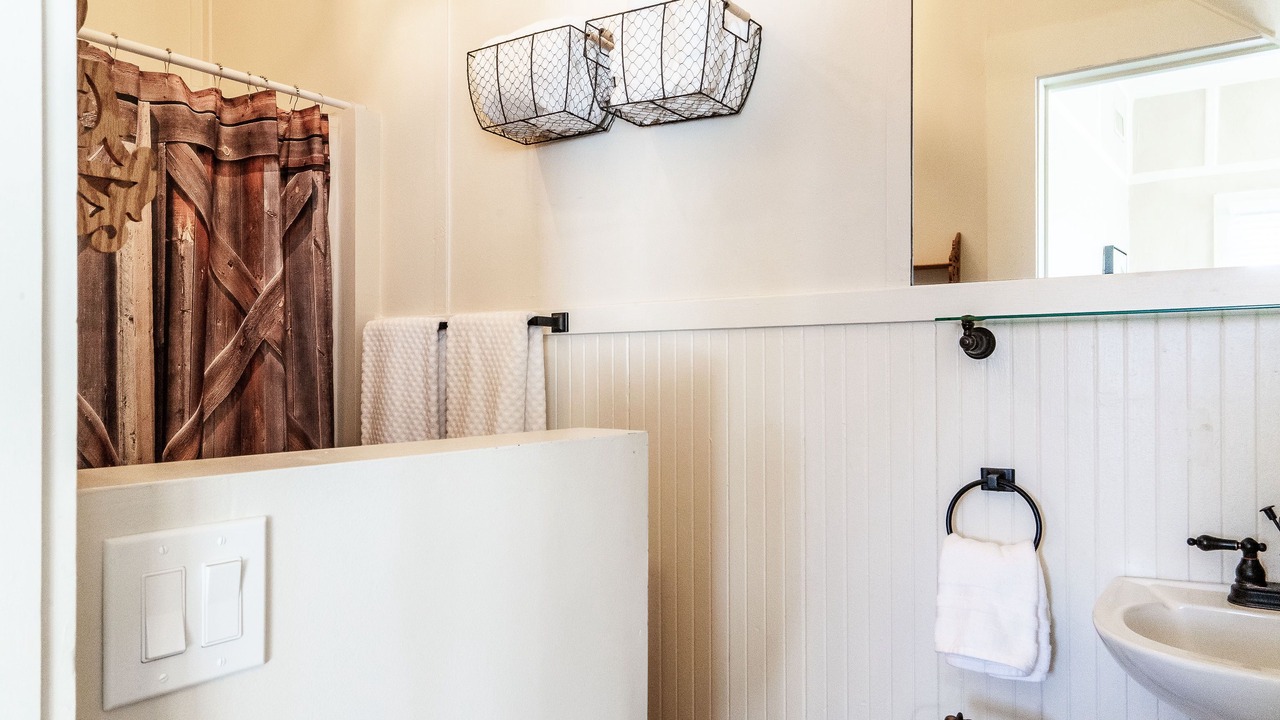 Photo of Bathroom in Nob Hill