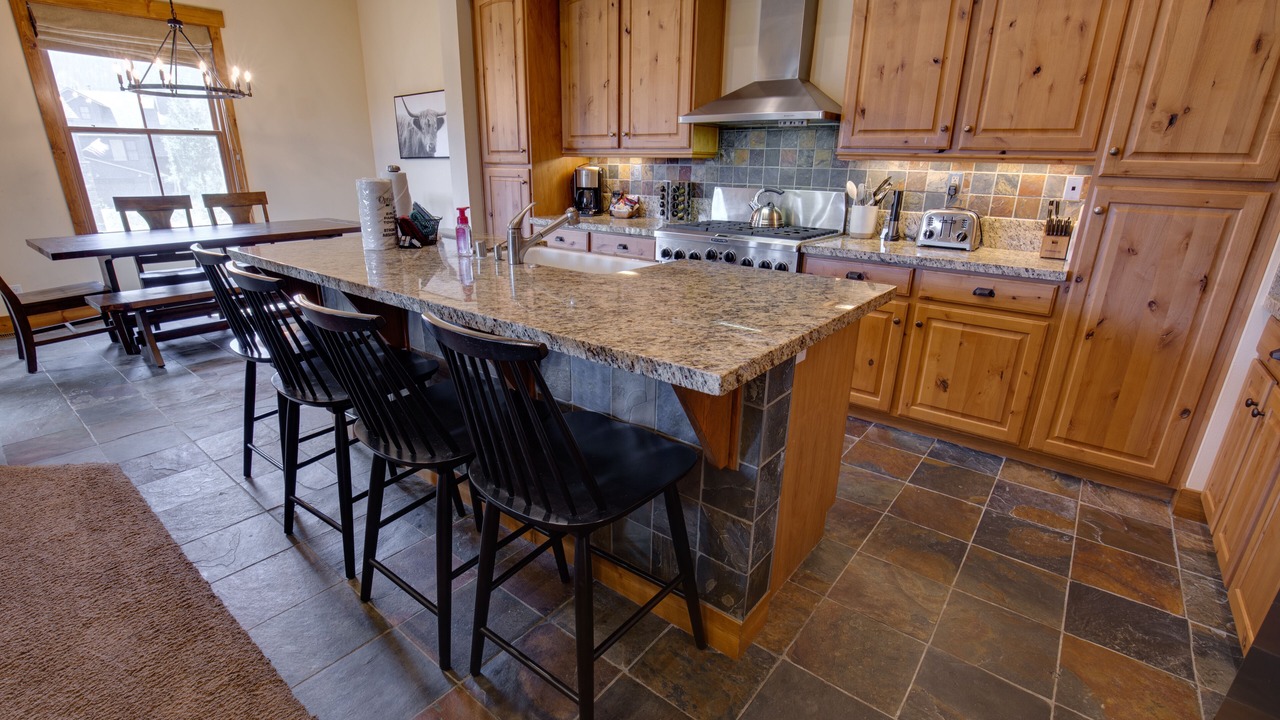 Photo of Kitchen in Mammoth Lakes