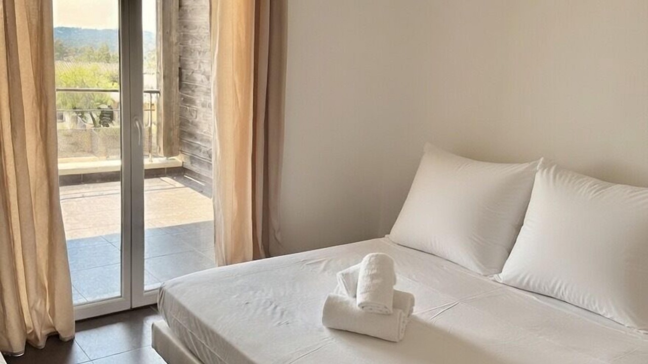 Photo of Bedroom in Pinarellu