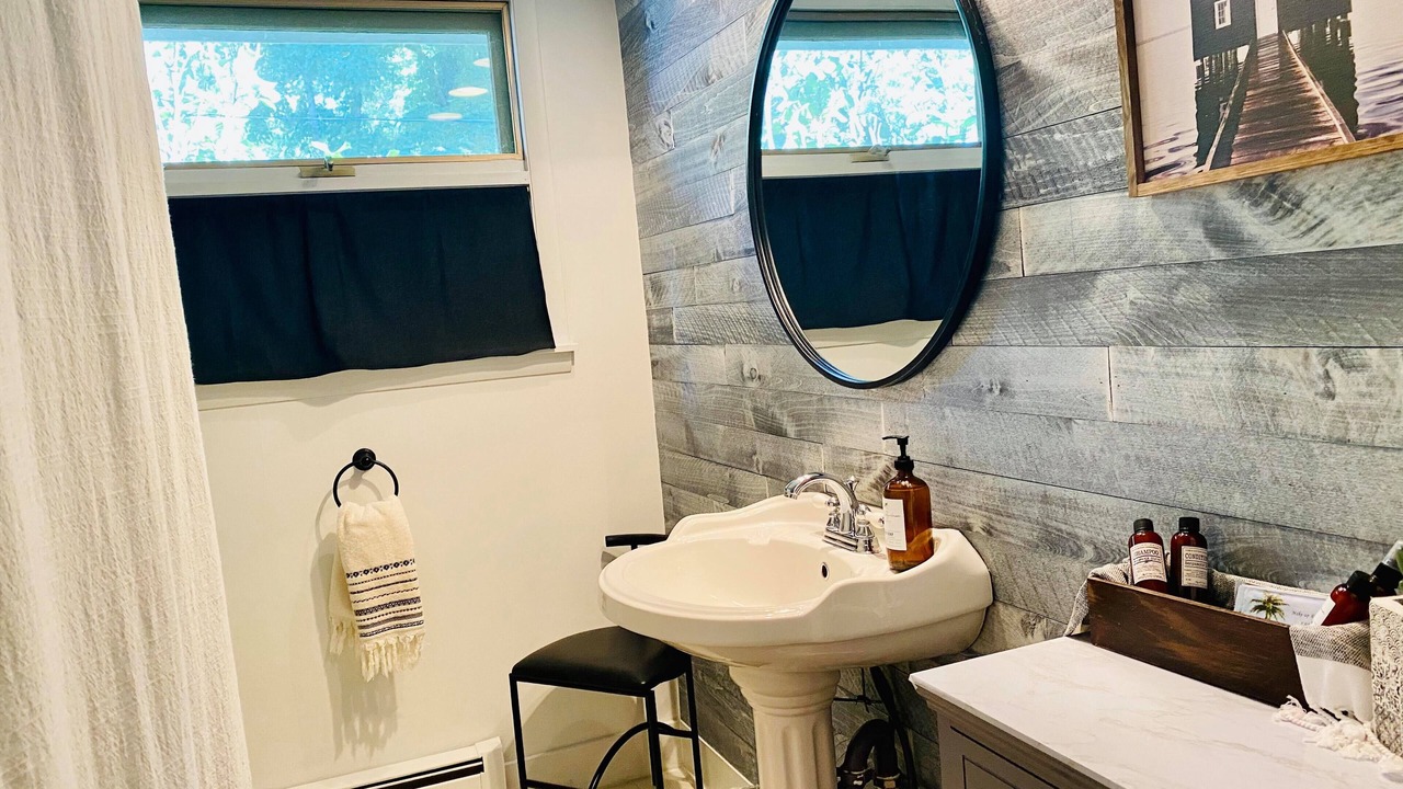 Photo of Bathroom in South Haven