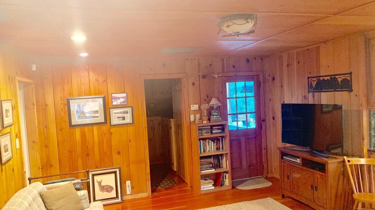 Photo of Bedroom in Oakhurst