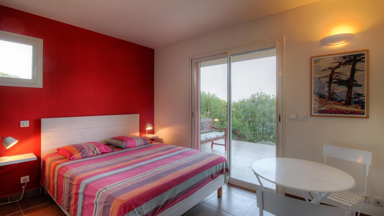 Photo of Bedroom in Pinarellu