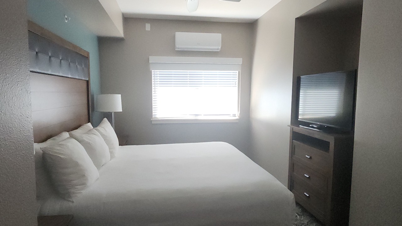 Photo of Bedroom in West Yellowstone