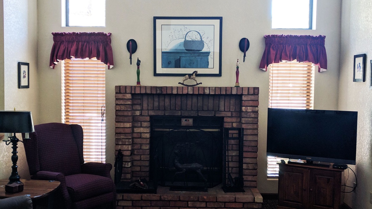 Photo of Livingroom in Pinetop