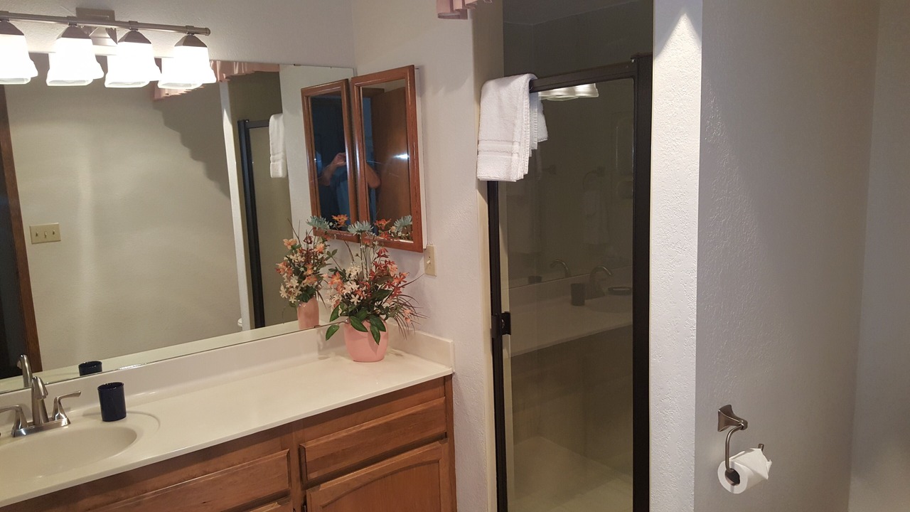 Photo of Bathroom in Pinetop