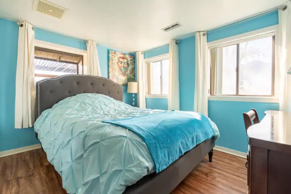 Photo of Bedroom in Lone Pine