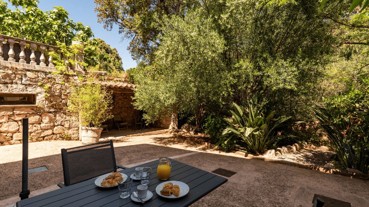 Photo of Outdoor in San-Gavino-di-Carbini