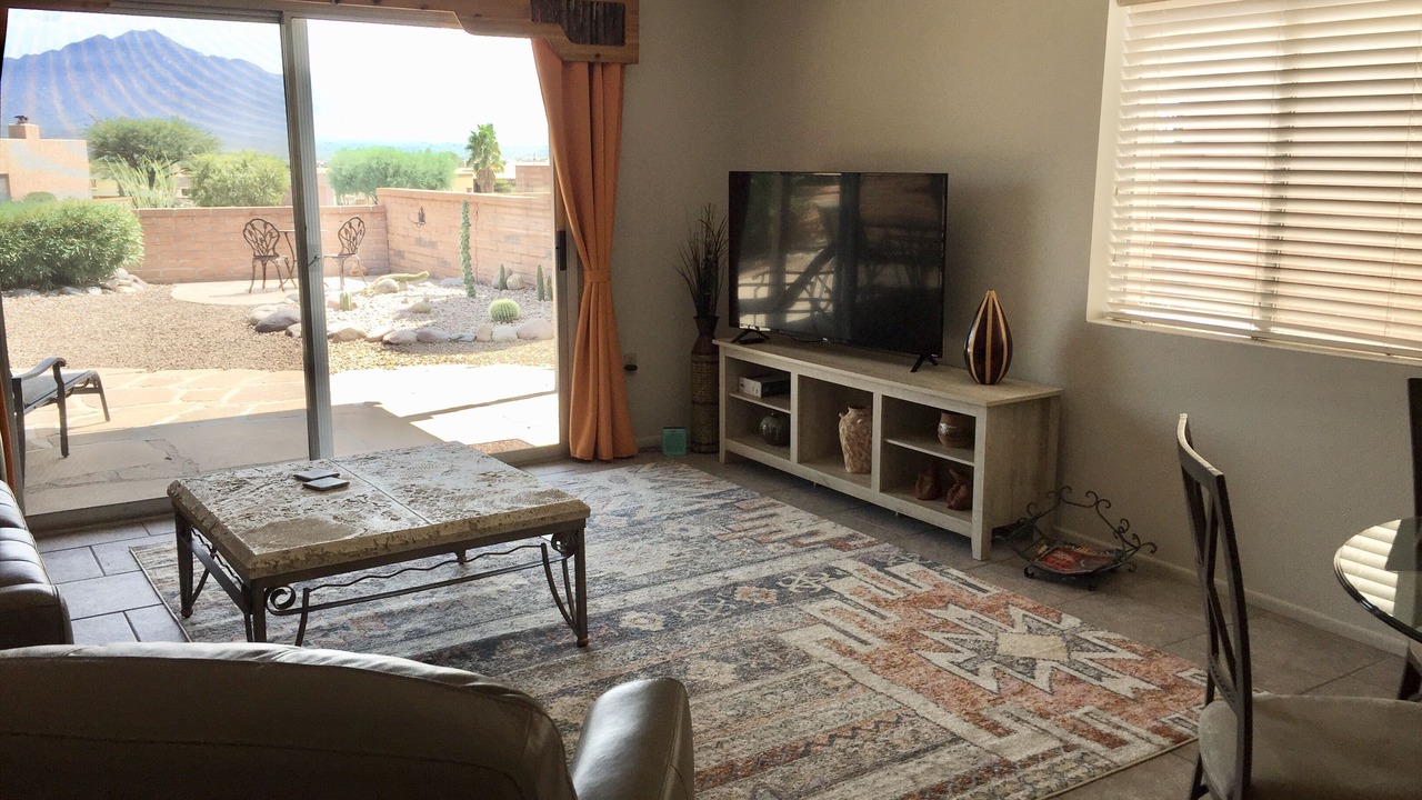 Photo of Livingroom in Desert Hills IV
