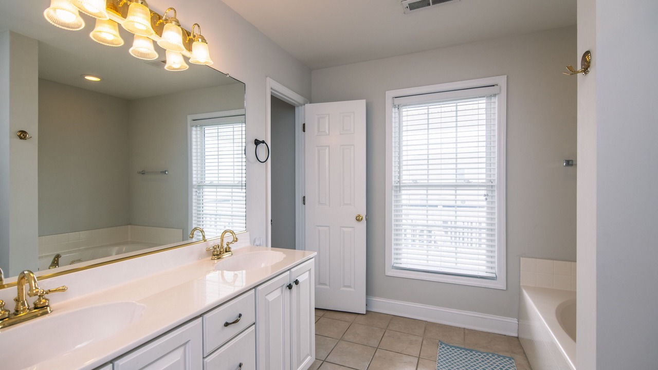 Photo of Bathroom in Edisto Island