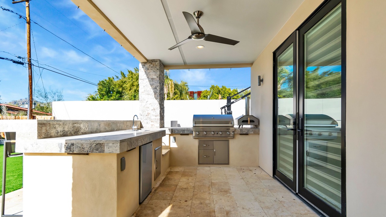 Photo of Patio Balcony in Camelback Foothills
