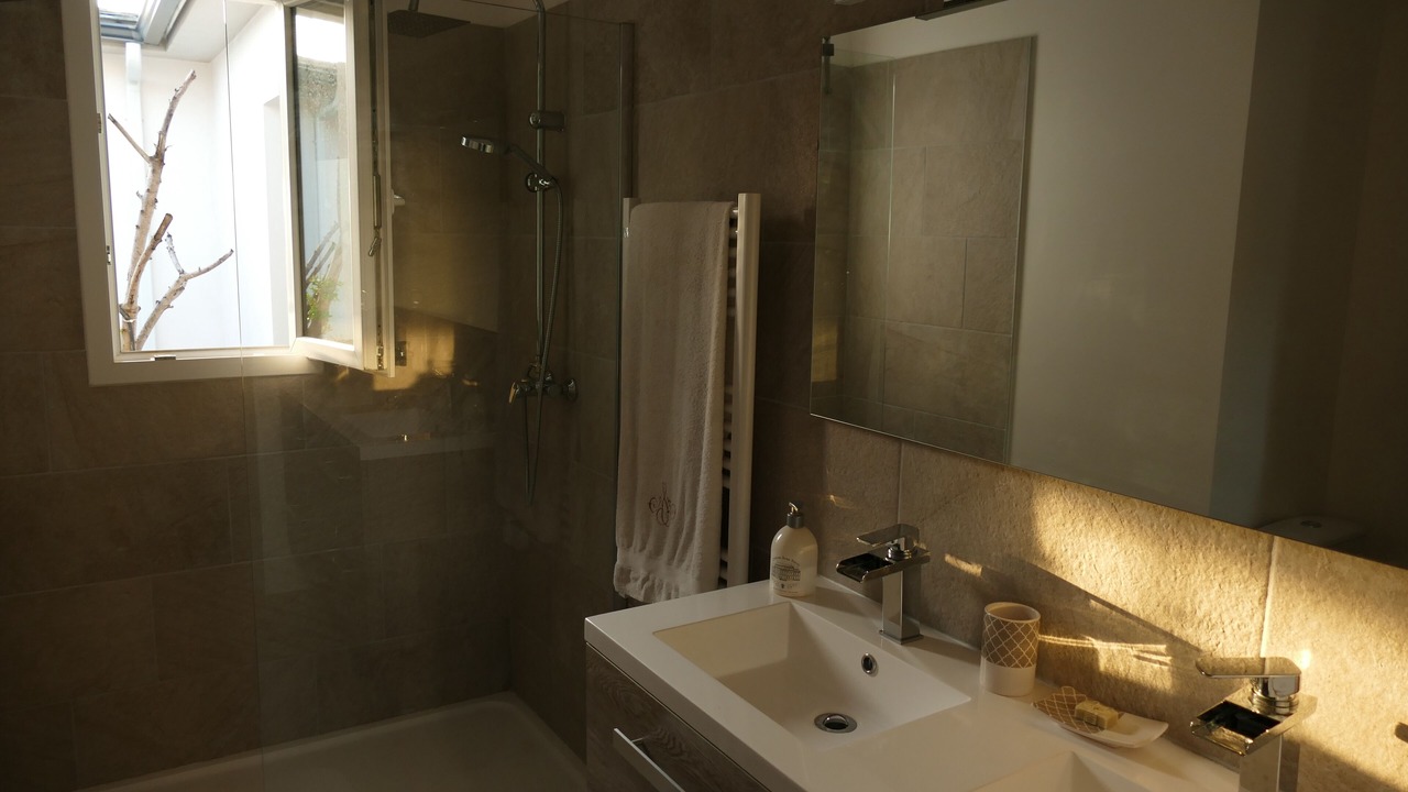 Photo of Bathroom in Oletta