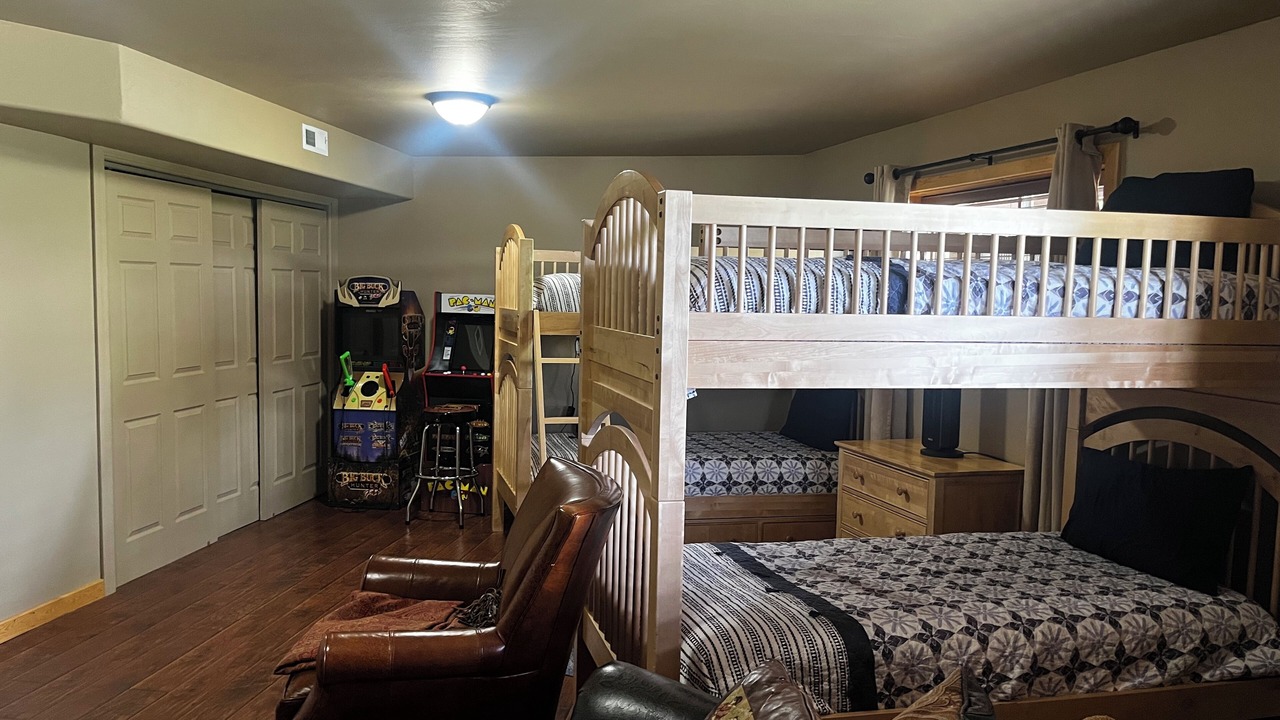 Photo of Bedroom in Long Valley Junction
