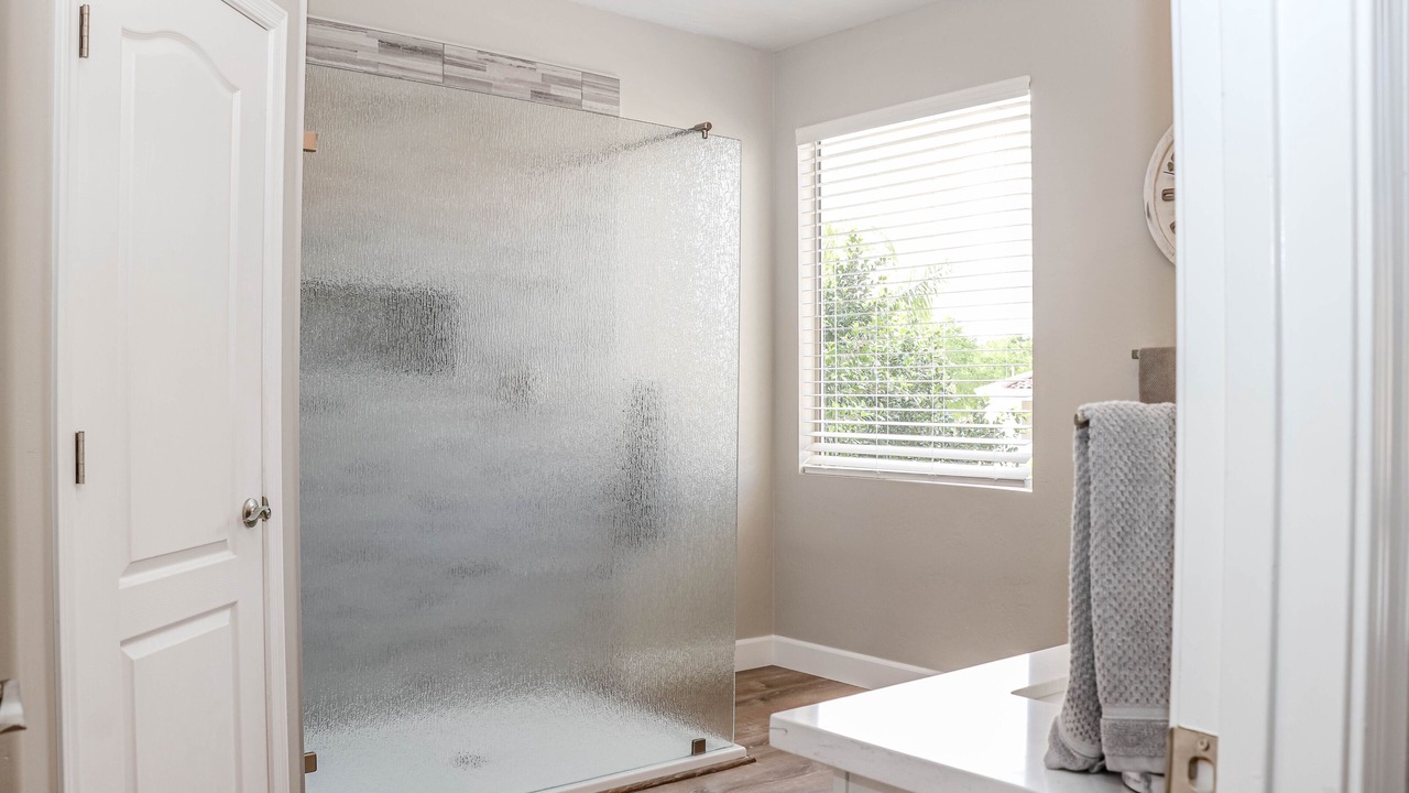 Photo of Bathroom in Val Vista Lakes