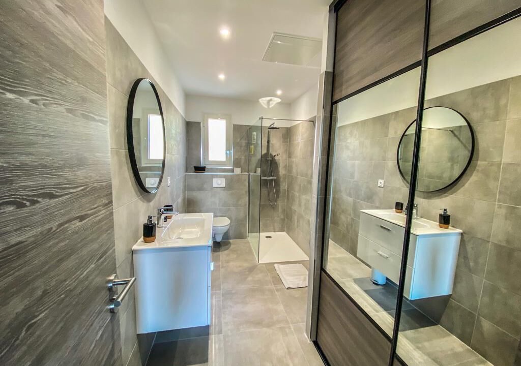 Photo of Bathroom in Lumio