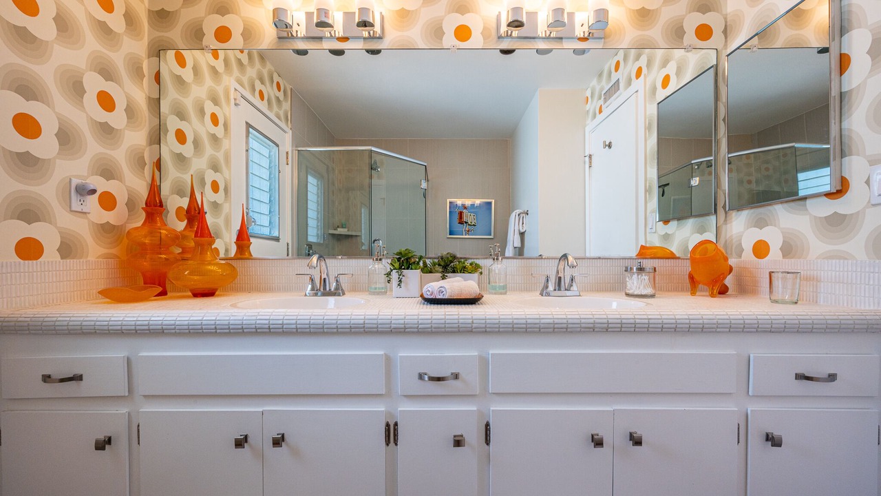 Photo of Bathroom in Indian Canyon