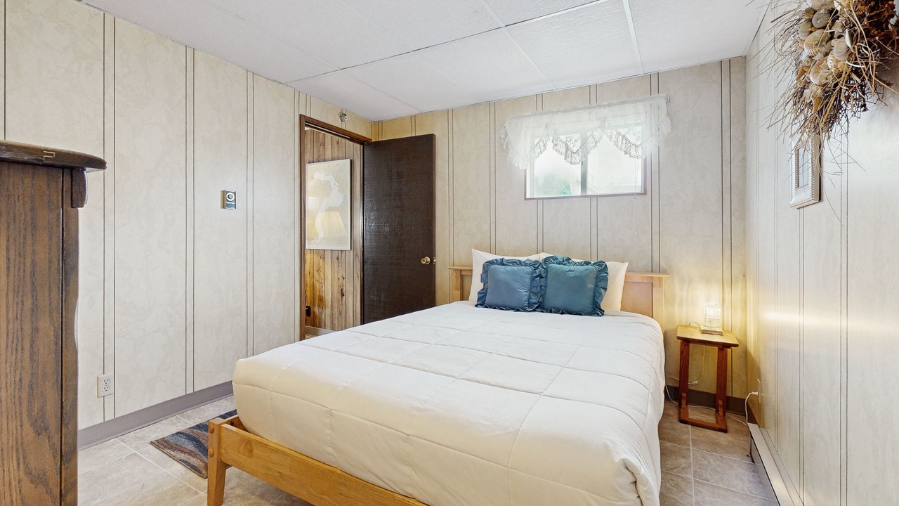 Photo of Bedroom in Bayview