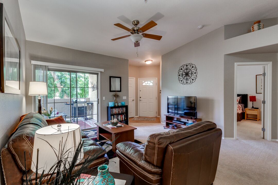 Photo of Livingroom in Parkwood Ranch