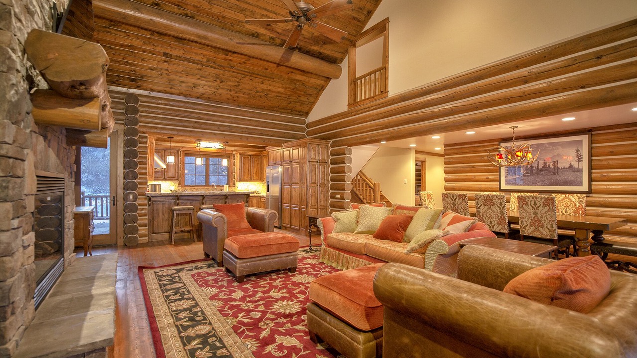 Photo of Livingroom in Victor