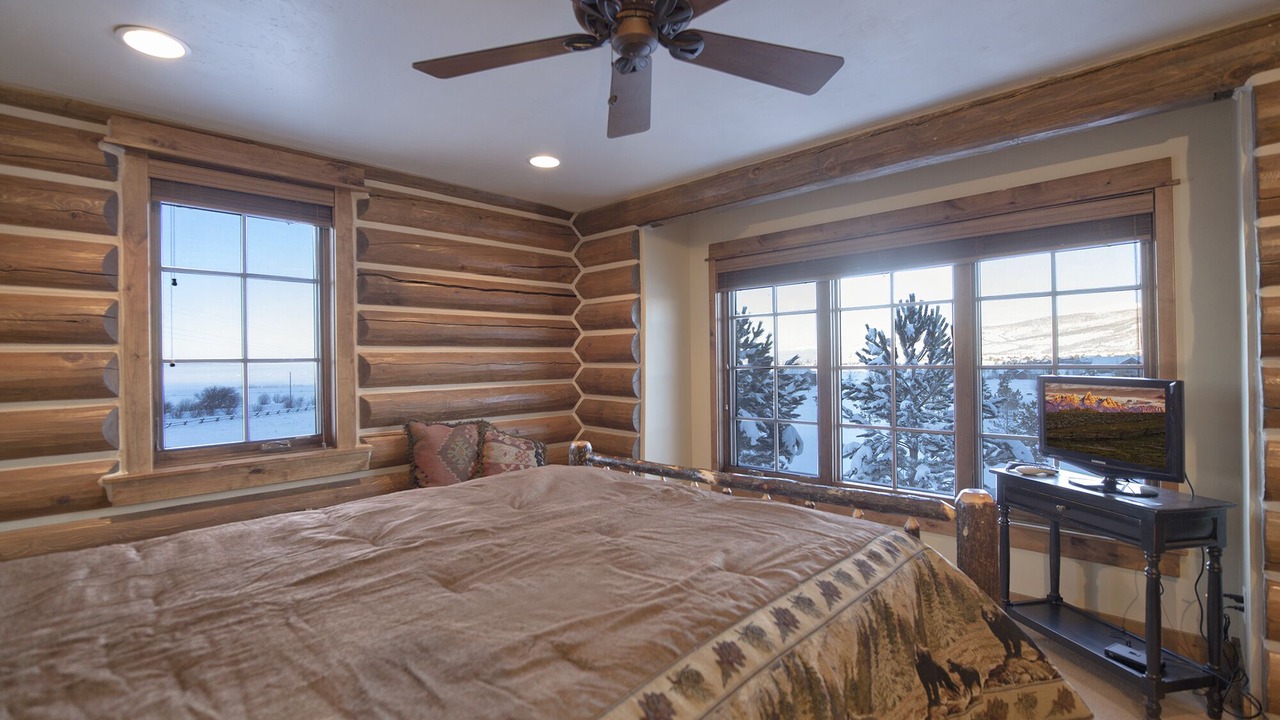 Photo of Bedroom in Victor