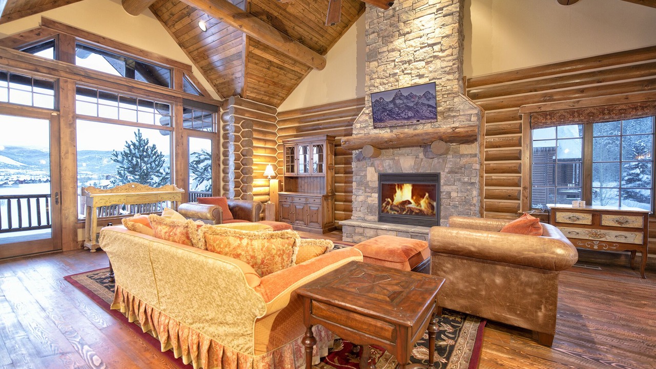 Photo of Livingroom in Victor