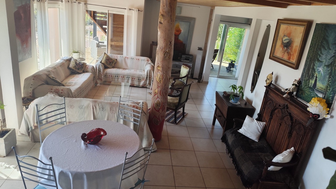 Photo of Livingroom in Porticcio