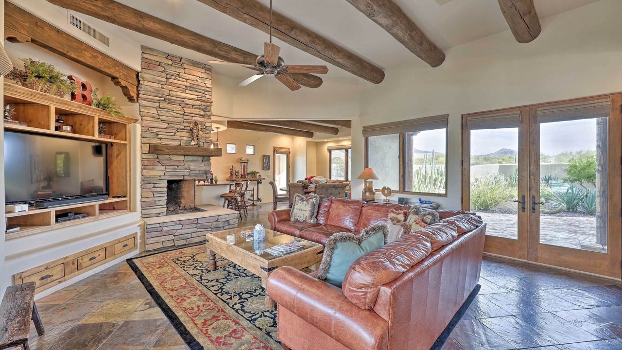 Photo of Bedroom in Cave Creek