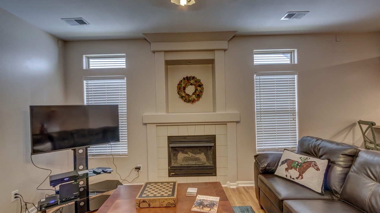 Photo of Livingroom in Masterson Station
