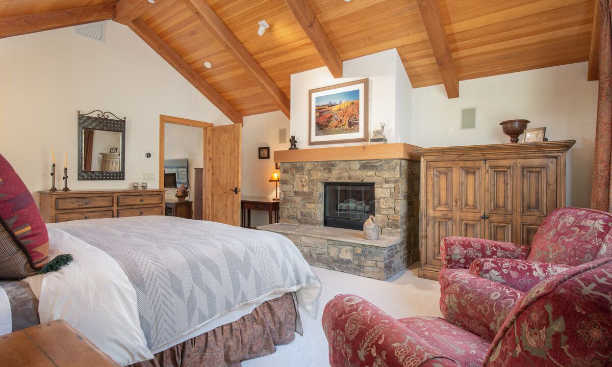 Photo of Bedroom in Granite Ridge