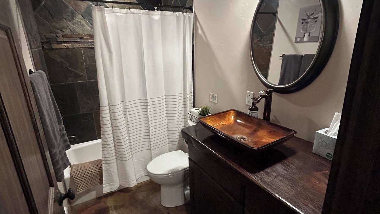 Photo of Bathroom in Escalante