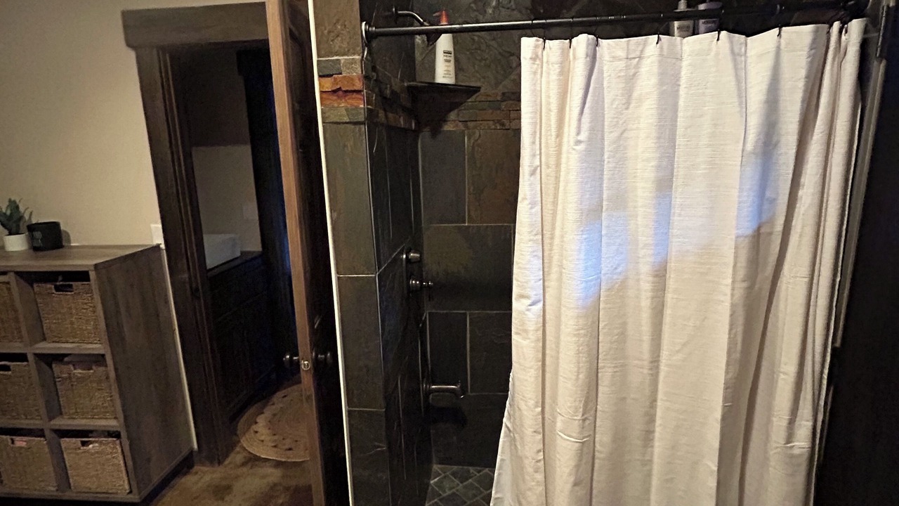 Photo of Bathroom in Escalante
